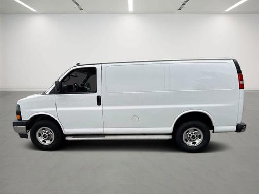 2023 GMC Savana 2500 Work Van