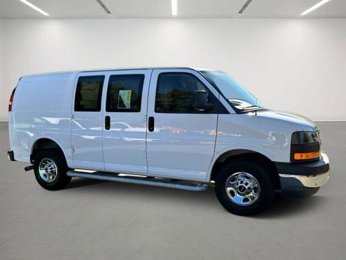 2024 GMC Savana 2500 Work Van