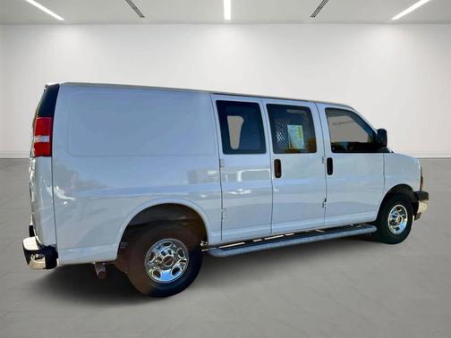 2024 GMC Savana 2500 Work Van