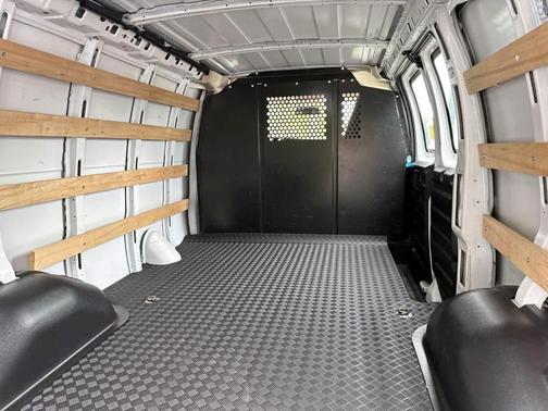 2023 Chevrolet Express 2500 Work Van