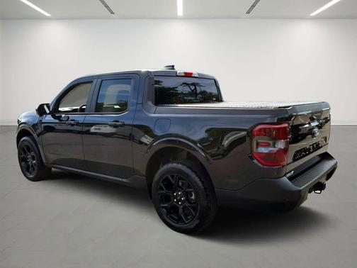 Shadow Black 2025 Ford Maverick Lariat