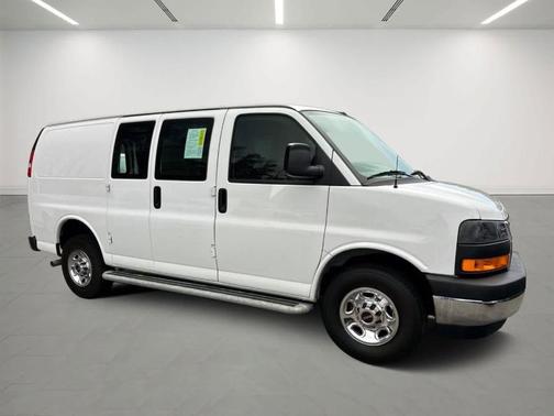 2023 GMC Savana 2500 Work Van