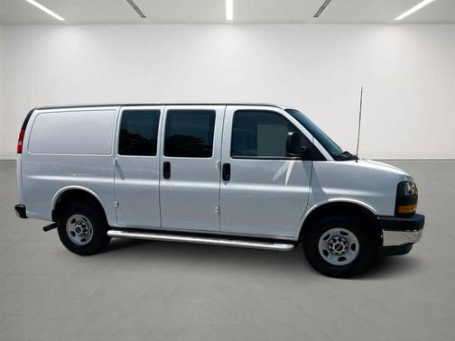 2024 GMC Savana 2500 Work Van