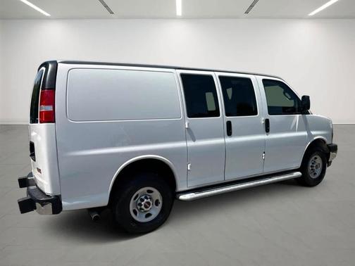 2024 GMC Savana 2500 Work Van
