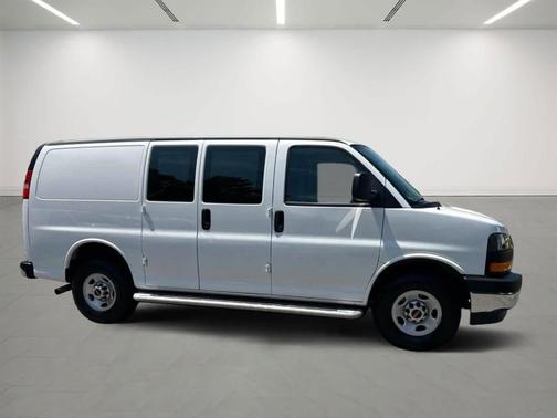 2024 GMC Savana 2500 Work Van