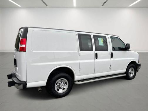 Summit White 2025 Chevrolet Express 2500 LT