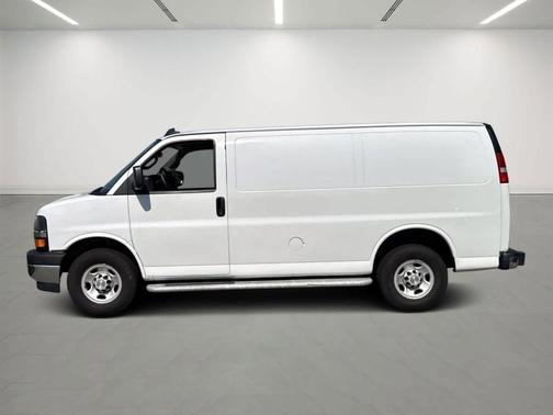 2024 Chevrolet Express 2500 Work Van