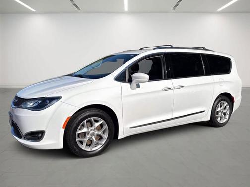 2019 Chrysler Pacifica Touring-L Plus