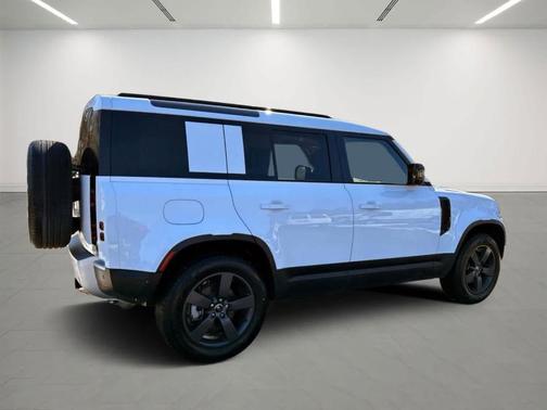 2025 Land Rover Defender P300