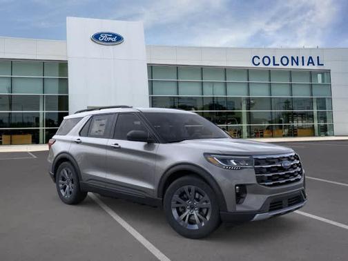 Carbonized Gray Metallic 2026 Ford Explorer Active