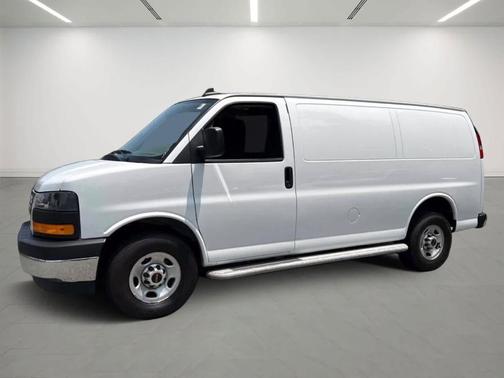 2023 GMC Savana 2500 Work Van