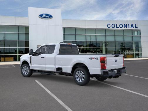 2025 Ford F-350 XLT