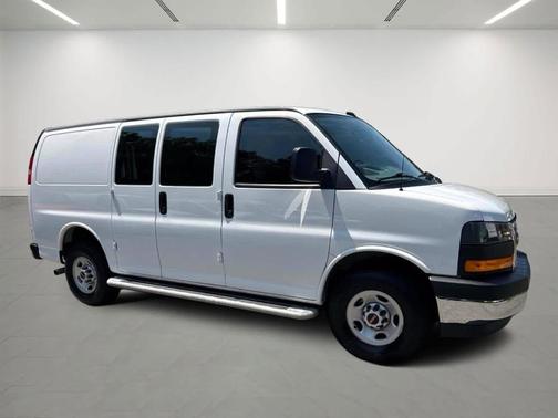 2024 GMC Savana 2500 Work Van