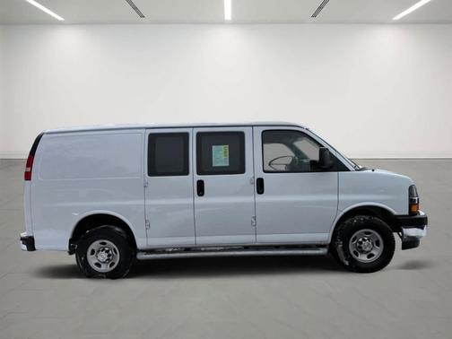 2024 Chevrolet Express 2500 Work Van