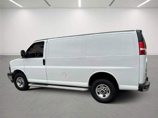 2023 GMC Savana 2500 Work Van