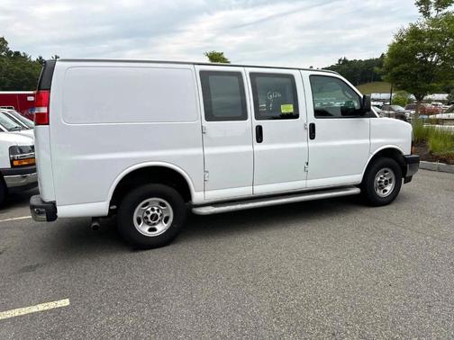 2023 GMC Savana 2500 Work Van