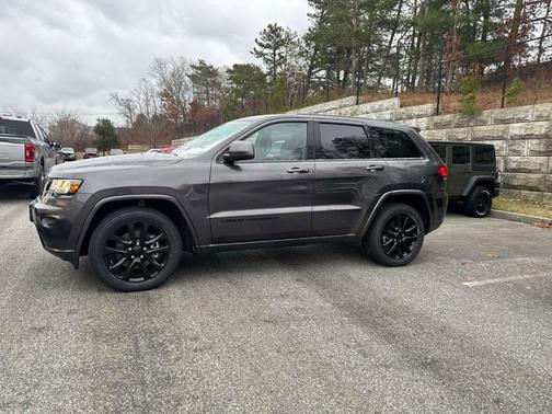2021 Jeep Grand Cherokee Laredo X