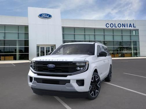 Star White 2026 Ford Expedition Max Platinum