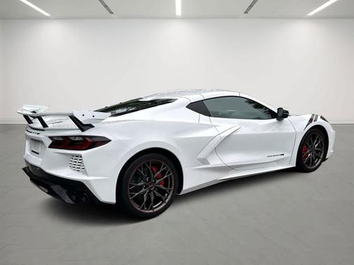 2024 Chevrolet Corvette Stingray w/2LT