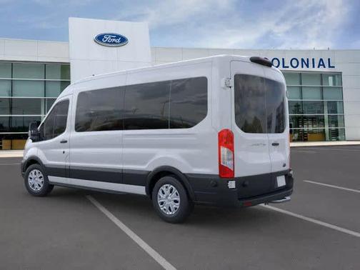 2025 Ford Transit-350