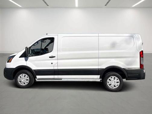 2024 Ford Transit-250