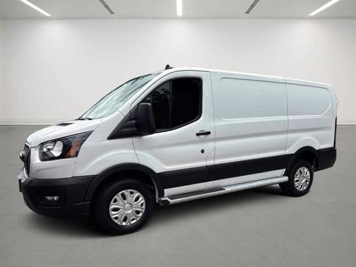 2024 Ford Transit-250