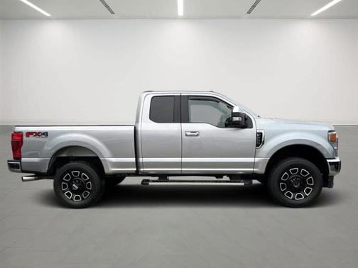 Iconic Silver Metallic 2022 Ford F-250 XLT
