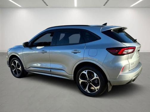 2024 Ford Escape ST-Line Elite