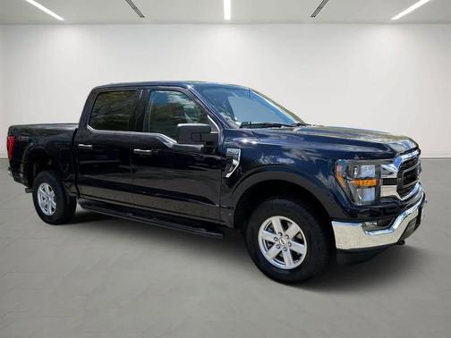 Antimatter Blue Metallic 2023 Ford F-150 XLT