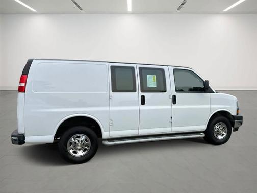 2024 Chevrolet Express 2500 Work Van
