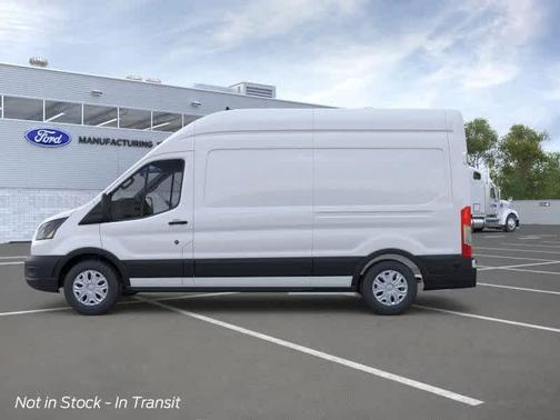 2026 Ford E-Transit Base