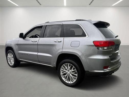 2018 Jeep Grand Cherokee Summit