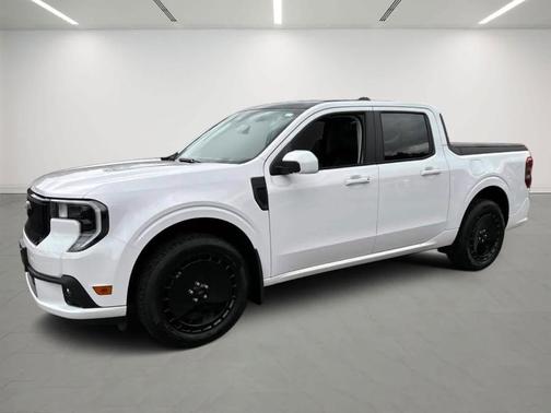 2025 Ford Maverick Lobo Standard