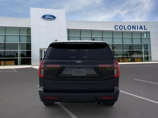 Agate Black Metallic 2026 Ford Expedition Max Platinum
