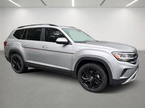2023 Volkswagen Atlas 2.0T SE