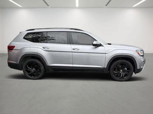 2023 Volkswagen Atlas 2.0T SE