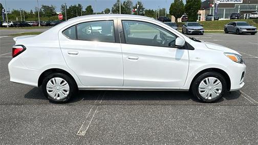 2022 Mitsubishi Mirage G4 ES