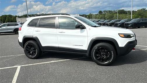2022 Jeep Cherokee Trailhawk