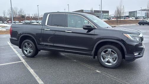 Crystal Black Pearl 2022 Honda Ridgeline