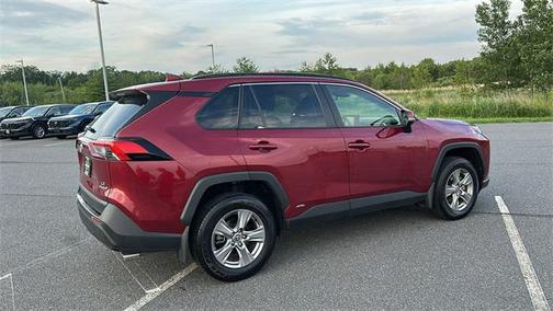 2022 Toyota RAV4 Hybrid LE