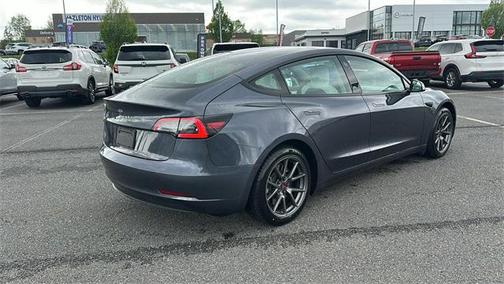 2022 Tesla Model 3 Standard Range