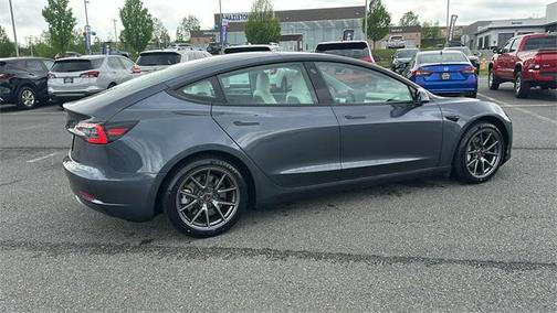 2022 Tesla Model 3 Standard Range