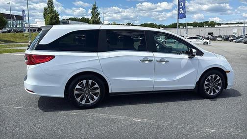 Platinum White Pearl 2024 Honda Odyssey EX-L