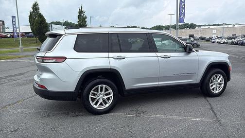 Silver Zynith 2023 Jeep Grand Cherokee L Laredo
