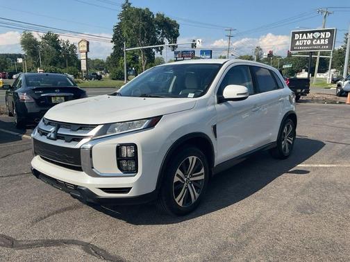 Pearl White 2020 Mitsubishi Outlander Sport SE
