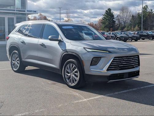 2025 Buick Enclave Preferred FWD