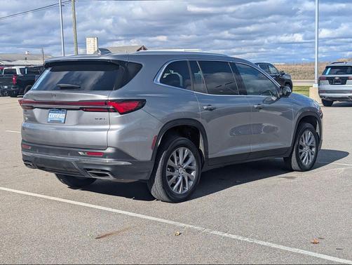 2025 Buick Enclave Preferred FWD
