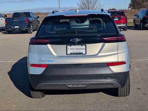 2023 Chevrolet Bolt EUV FWD LT