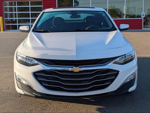 2022 Chevrolet Malibu FWD LT