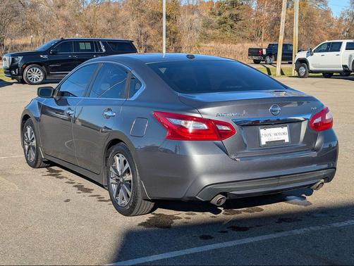 2016 Nissan Altima 2.5 SV